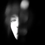 A photo of Alexa Davalos, a Actress, who has a Soft Summer color profile.