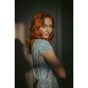 A photo of Eleanor Tomlinson, a Actress, who has a Light Spring color profile.