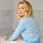 A photo of Gillian Jacobs, a Actress, who has a Light Spring color profile.