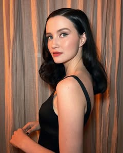 A photo of Julia Goldani Telles, a Actress, Ballet Dancer, who has a Bright Winter color profile.