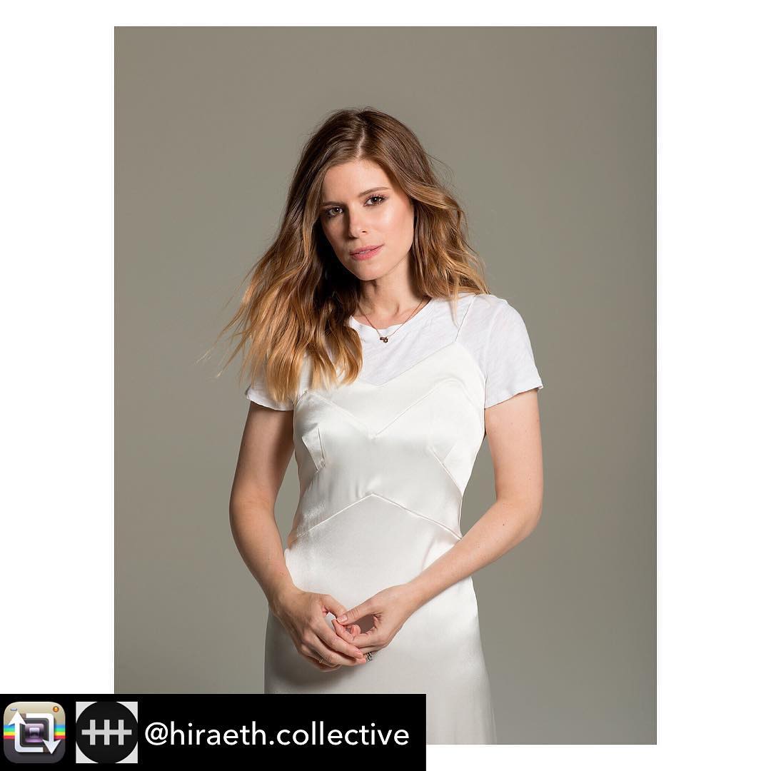 A photo of Kate Mara, a Actress, who has a Dark Autumn color profile.